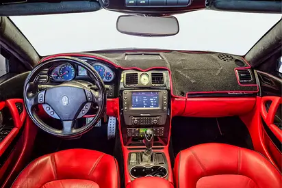 صورة مصغرة 9 لـ 2013 Maserati QUATTROPORTE
