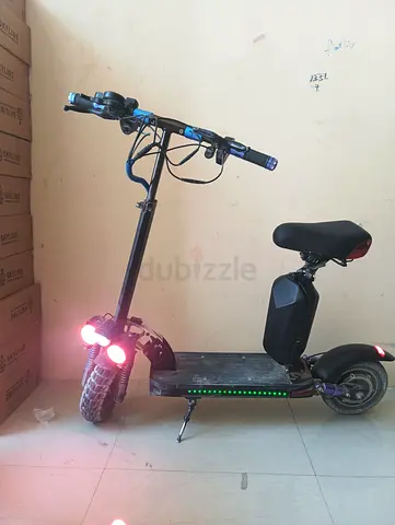 Electronic scooter