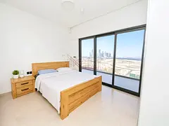 Burj Khalifa View | Luxury Furnished 3BR | Vacant