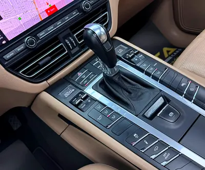 صورة مصغرة 10 لـ 2020 Porsche MACAN