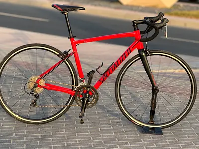 Speclized road bike M size