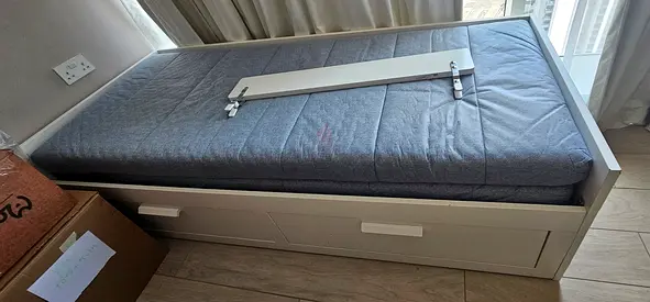 URGENT sale - White single bed/daybed with under-bed drawers and mattress - good condition