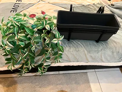 Artificial plants with pots