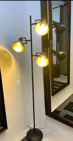 Black Metal Floor Lamp with three Adjustable Shades