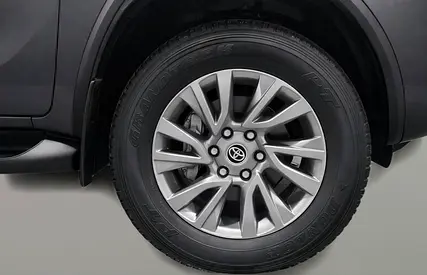 2024 Toyota FORTUNER 照片 12