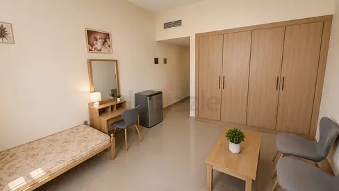 Room for Filipino couple or ladies AED2800
