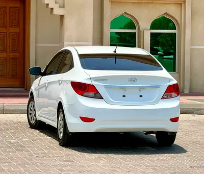 2017 Hyundai ACCENT — миниатюра 5