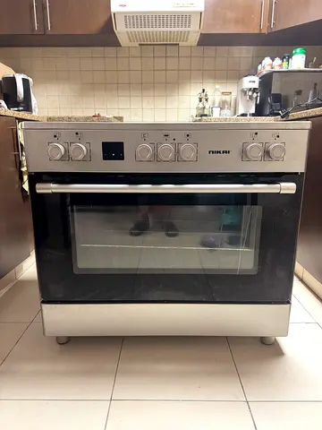 Nikai freestanding gas oven and stove - working in perfect condition used few times only