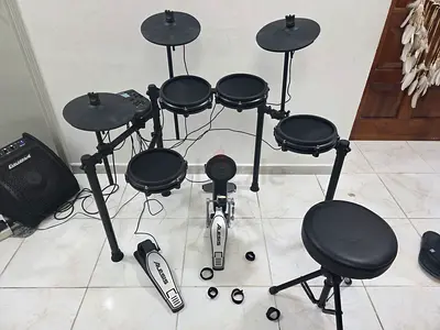 ALESIS NITRO MASH KIT DRUMS
