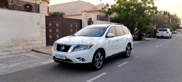 Amazing 4WD Full option Pathfinder. 7-seater, Gulf Specs Very Well maintained, Expat Driven