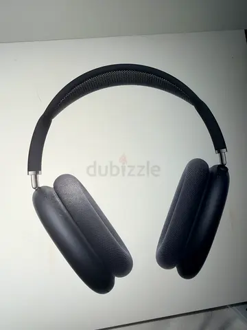 AirPod Max Midnight with apple care warranty