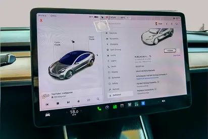 2020 Tesla MODEL 3 — миниатюра 13