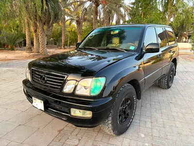 Lexus LX 470 2000 | GCC Specs | Excellent Condition