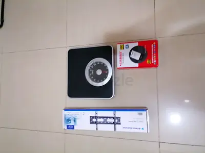 TV Bracket all stuff for 50 Price Is Not Negotiatable No Bargein Pls