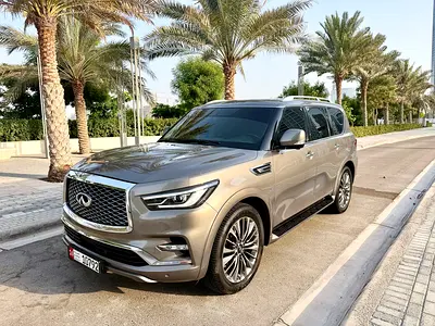 Infiniti-QX80-Luxury-V8-5.6L-GCC-Full Service History-Under Warranty-Only 54,000 Km-Zero Accidents