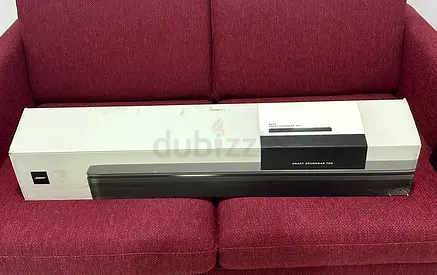 BOSE SOUND BAR 700 WITH REMOTE CONTROL IN EXCELLENT CONDITION