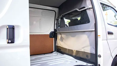 2026 Toyota HIACE 缩略图 18
