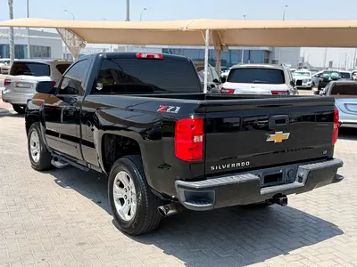 2018 Chevrolet SILVERADO 1500 照片 4