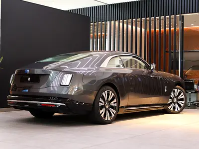 2025 ROLLS-ROYCE SPECTRE — фото 9