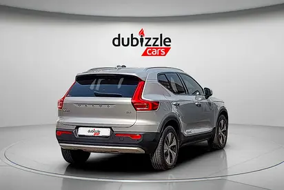 2023 Volvo XC40 — фото 6