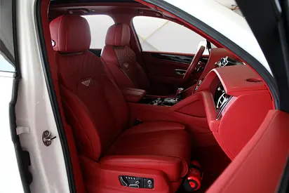 2021 Bentley BENTAYGA — миниатюра 11