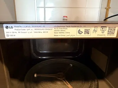 LG Countertop Microwave MS3032JAS - 30L, Good Working Condition