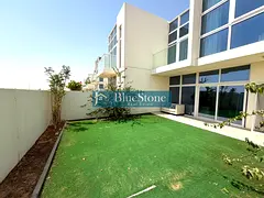Single row | Furnished 3 bed with guest room