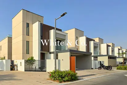 Available Now | Last Available Unit | 1CHQ