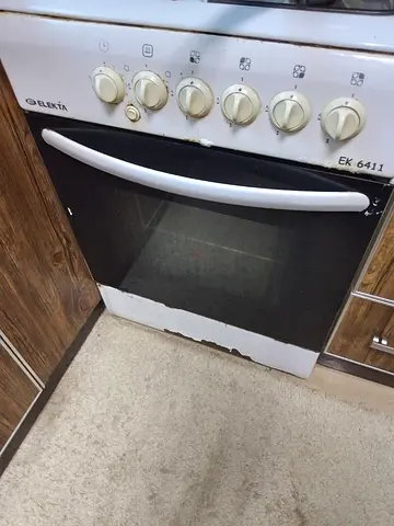 Gas stove with Oven