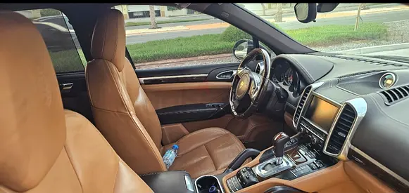 Porsche Cayenne S 2014 | GCC Specs | V8 Performance