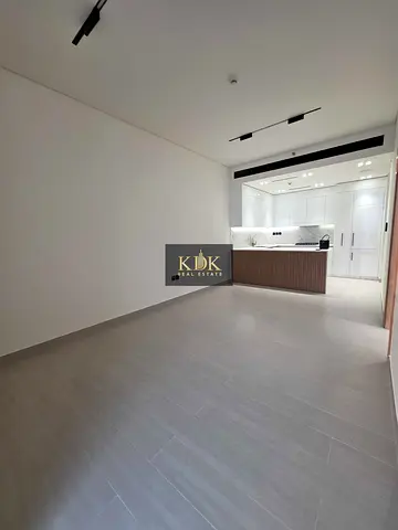 Fitted Kitchen | Higher Floor | Call Now
