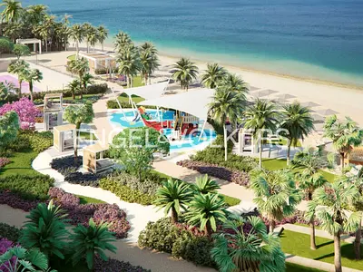 Palm and Beach View | Luxurious | Spacious