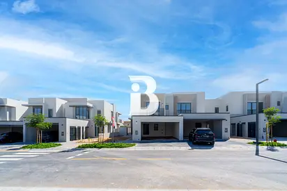 4BR VILLA | UNFURNISHED | EXTENDED