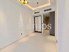 Bright &amp; Spacious |Next to Mall |Premium Amenities