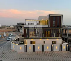 Luxury Corner Villa, 6 Bedrooms, No Fees