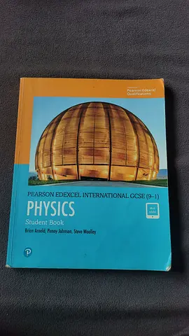 Pearson Edexcel International GCSE (9-1) Physics Student Book