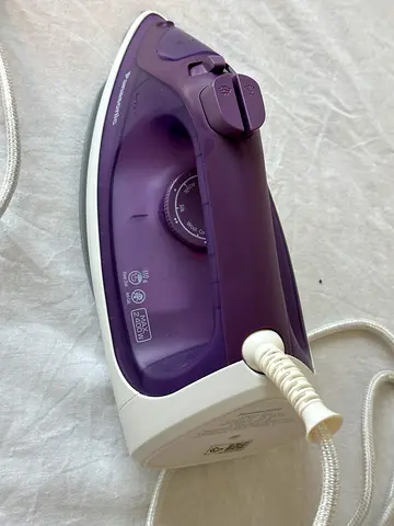 Panasonic iron box