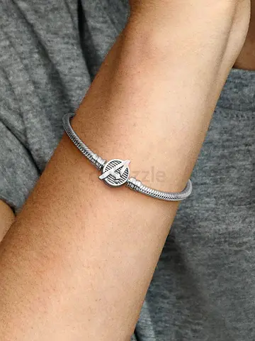 BRAND NEW PANDORA BRACELET FOR SALE
