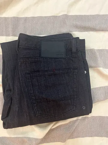 Folded dark grey/black mens jeans - excellent condition size 32