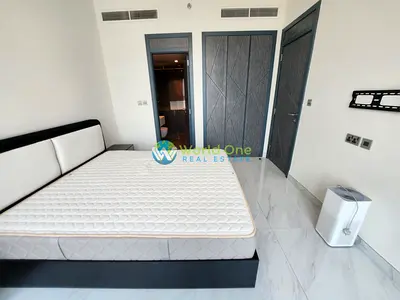 12 Cheques | Fully Furnished | Pool View