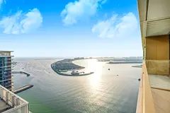 Rare Corner / Highly furnished / High floor