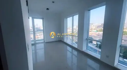 Spacious 1 BHK | Vacant | Golf View | Best Price