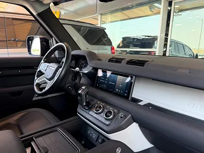 Land Rover Defender 110 SE P400, миниатюра 11