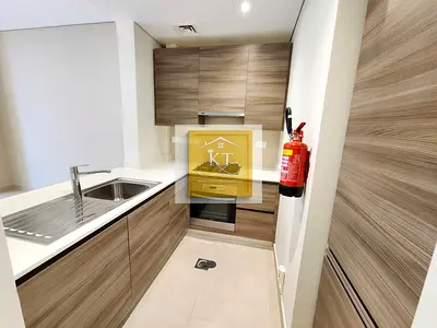 Price Dropped!! Chiller Free!! Close to Metro!! Equipped Kitchen!!Prime Location!!