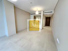 Price Dropped!! Chiller Free!! Close to Metro!! Equipped Kitchen!!Prime Location!!