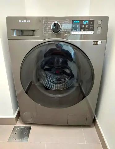Samsung latest model 2in1  8/6 washing machine for sell good working