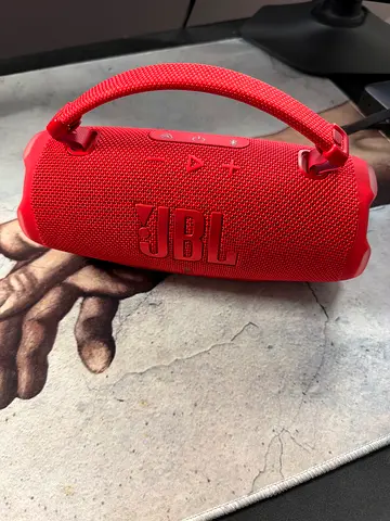 JBL charge 6 portable waterproof speaker
