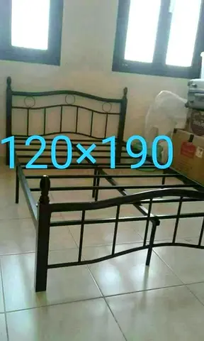 Metal Double Bed Frame 120x190 cm - Good Condition