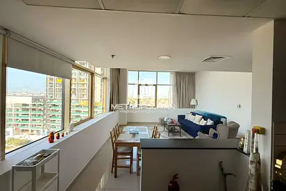 Large Corner Unit |Close to JVC Exit| Sunset Views