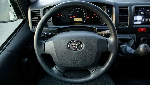 2026 Toyota HIACE 缩略图 11